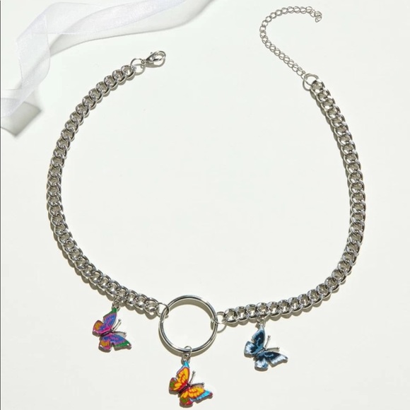 1 LEFT🌹Butterfly Charm Chain Choker - Picture 2 of 3